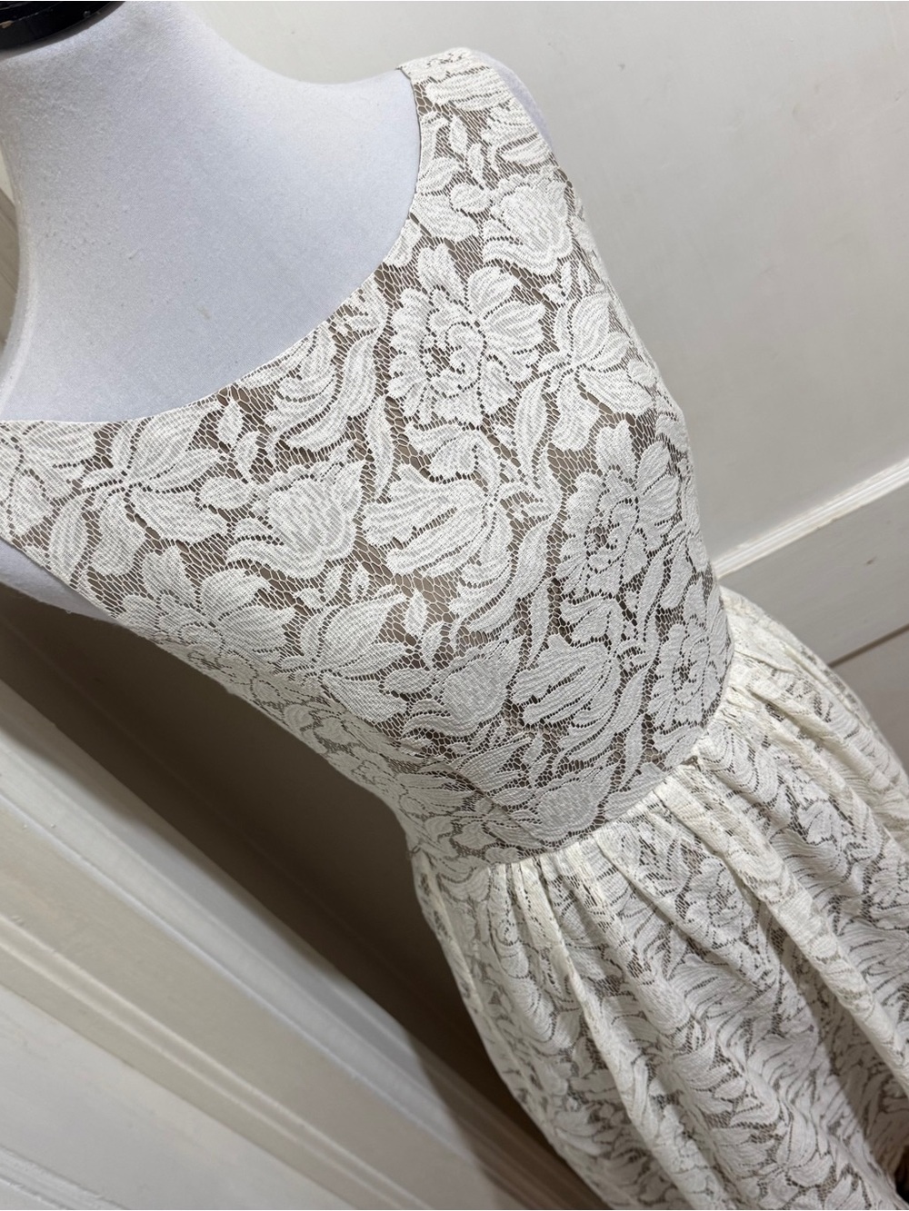 Jessica Howard Ivory Floral Lace Fit-and-Flare Dress
